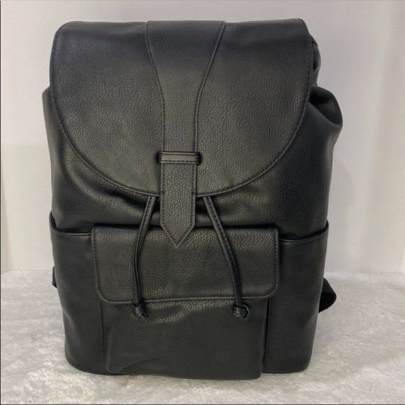 🌺 Universal Thread Faux Leather Black Backpack Bag- w/Flap Snap NEW with Tags - Picture 1 of 12